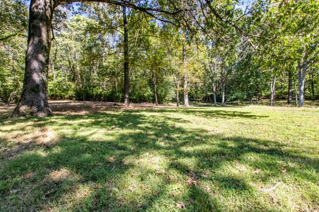 7964 Hooten Hows Rd, Nashville, TN 37221