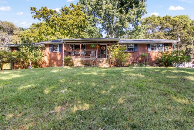 7964 Hooten Hows Rd, Nashville, TN 37221