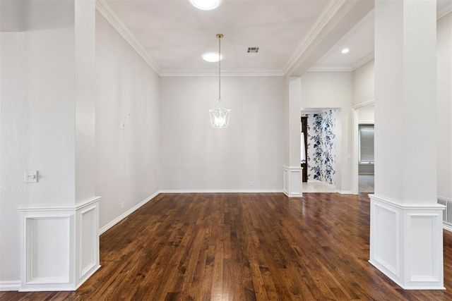 11300 Quail Creek Road 14, Oklahoma City, OK 73120