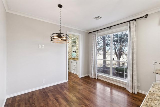 11300 Quail Creek Road 14, Oklahoma City, OK 73120