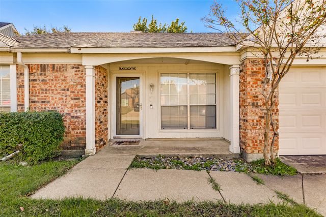 3820 River Birch Road, Fort Worth, TX 76137