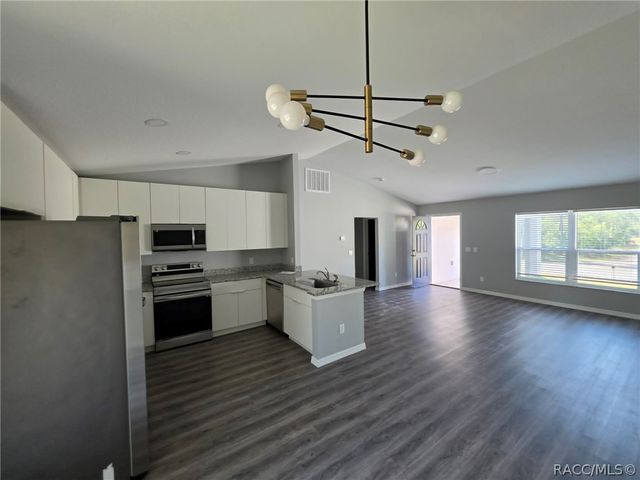 2289 W Citrus Springs Boulevard, Citrus Springs, FL 34434