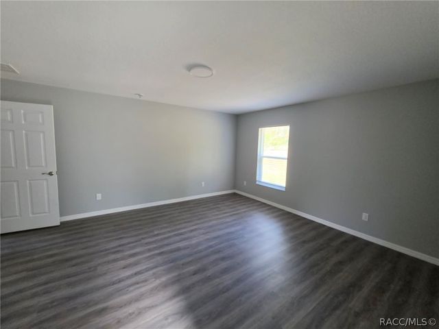 2289 W Citrus Springs Boulevard, Citrus Springs, FL 34434