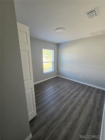 2289 W Citrus Springs Boulevard, Citrus Springs, FL 34434