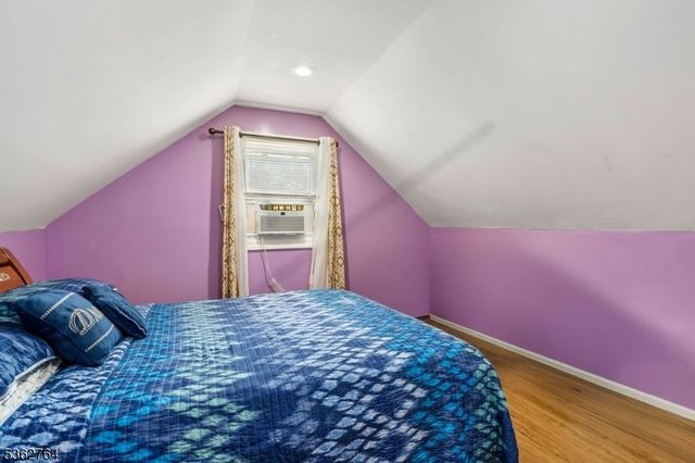 132 Parkside Rd, Plainfield City, NJ 07060