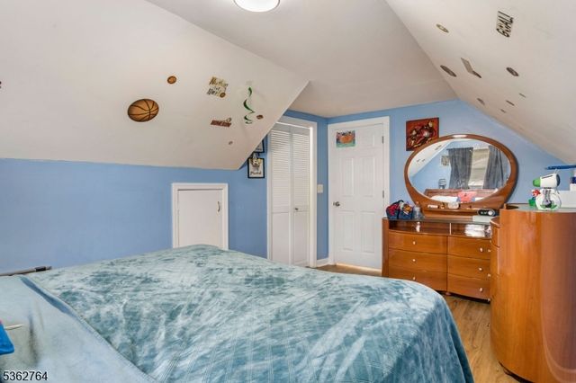 132 Parkside Rd, Plainfield City, NJ 07060