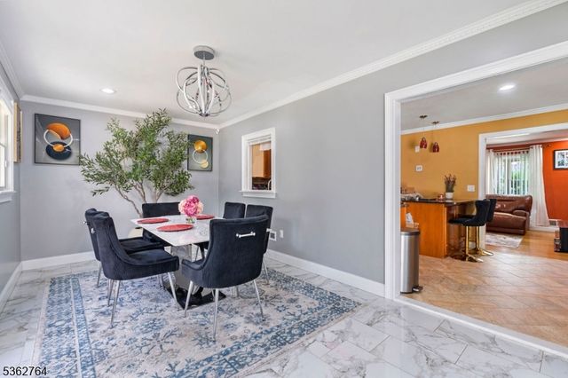 132 Parkside Rd, Plainfield City, NJ 07060