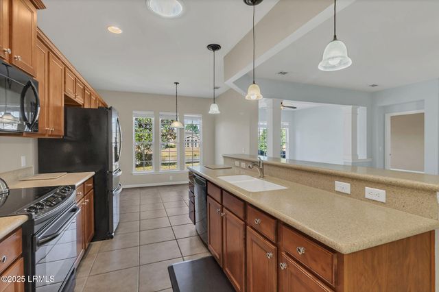 11 Pinedrop Court, Bluffton, SC 29909