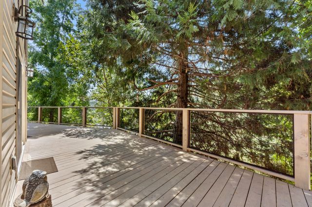 5671 Lago Ln, Garden Valley, CA 95633