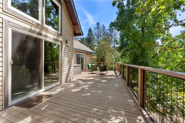 5671 Lago Ln, Garden Valley, CA 95633