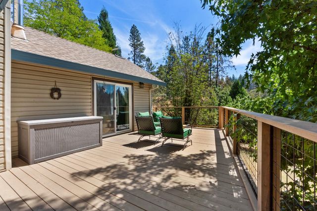 5671 Lago Ln, Garden Valley, CA 95633