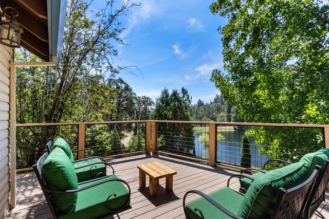 5671 Lago Ln, Garden Valley, CA 95633