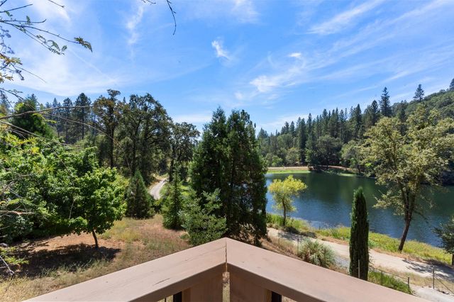 5671 Lago Ln, Garden Valley, CA 95633