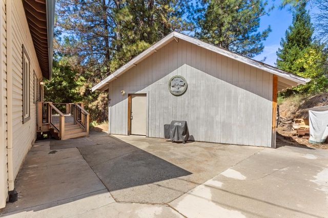 5671 Lago Ln, Garden Valley, CA 95633