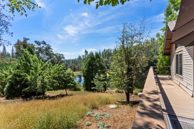 5671 Lago Ln, Garden Valley, CA 95633