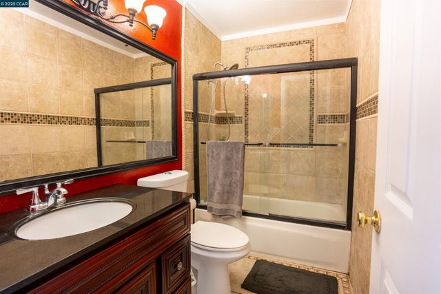 1993 Calaveras Dr, Bay Point, CA 94565