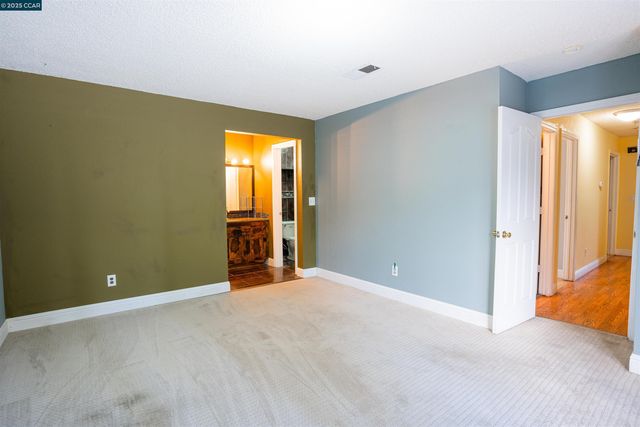 1993 Calaveras Dr, Bay Point, CA 94565