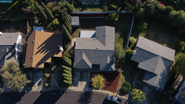 1993 Calaveras Dr, Bay Point, CA 94565