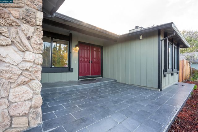 1993 Calaveras Dr, Bay Point, CA 94565