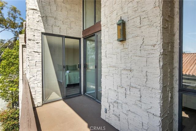 4225 Via Arbolada 504, Los Angeles, CA 90042