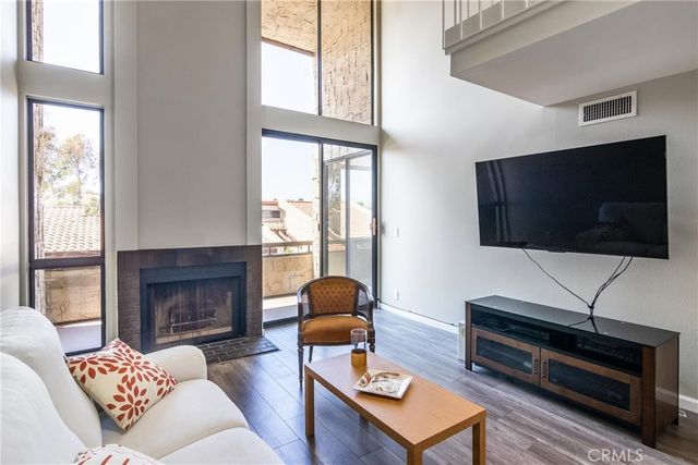 4225 Via Arbolada 504, Los Angeles, CA 90042