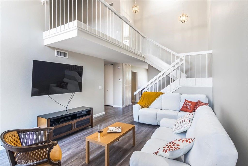4225 Via Arbolada 504, Los Angeles, CA 90042
