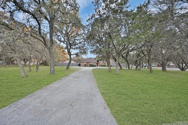 9618 Geronimo Path, San Antonio, TX 78254