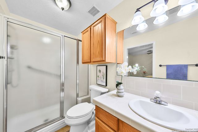 9618 Geronimo Path, San Antonio, TX 78254