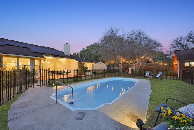 9618 Geronimo Path, San Antonio, TX 78254