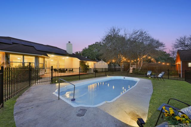 9618 Geronimo Path, San Antonio, TX 78254