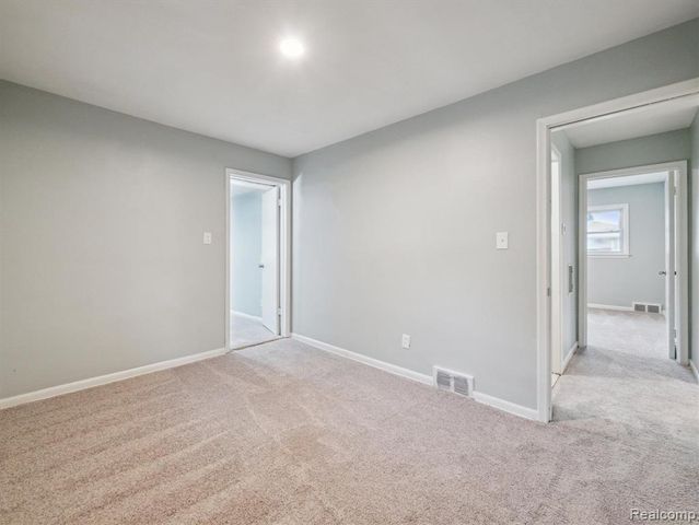 23161 Gardner Street, Oak Park, MI 48237