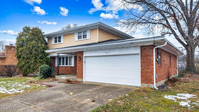 6017 Bay Pine Dr, Louisville, KY 40219