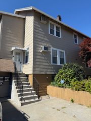 23 Liscomb St 1, Worcester, MA 01604