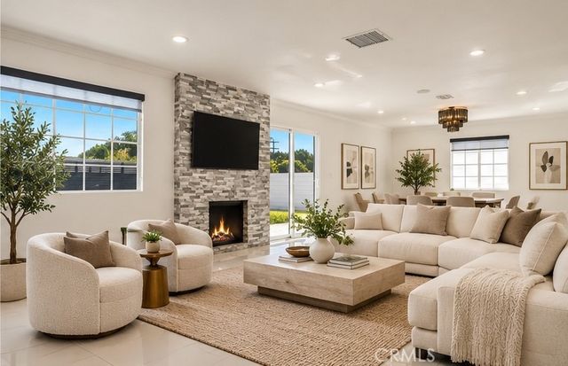 7814 Mclaren Avenue, West Hills, CA 91304