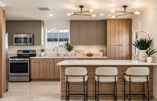 7814 Mclaren Avenue, West Hills, CA 91304