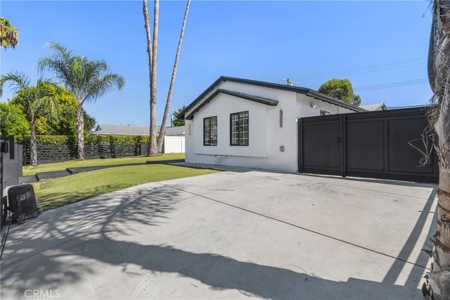 7814 Mclaren Avenue, West Hills, CA 91304