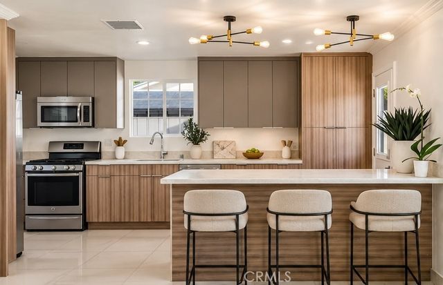 7814 Mclaren Avenue, West Hills, CA 91304