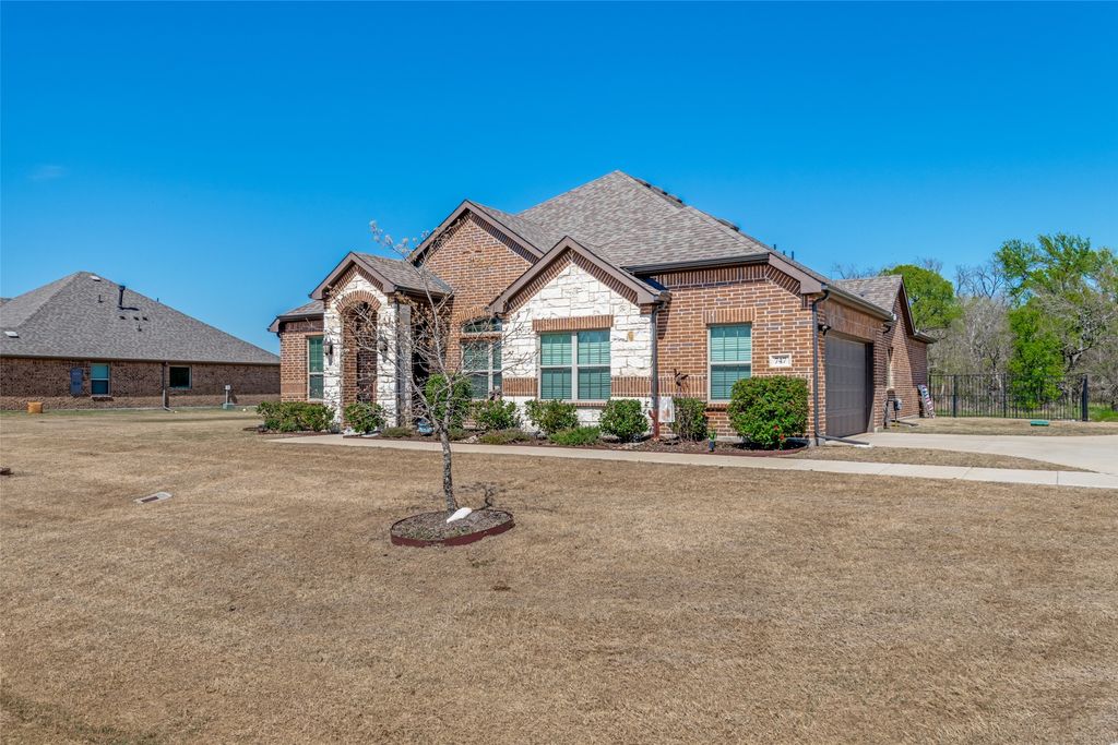 747 Hickory Lane, Royse City, TX 75189