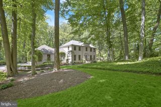 10118 NEW LONDON DR, Potomac, MD 20854