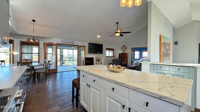 15534 E THISTLE Drive, Fountain Hills, AZ 85268