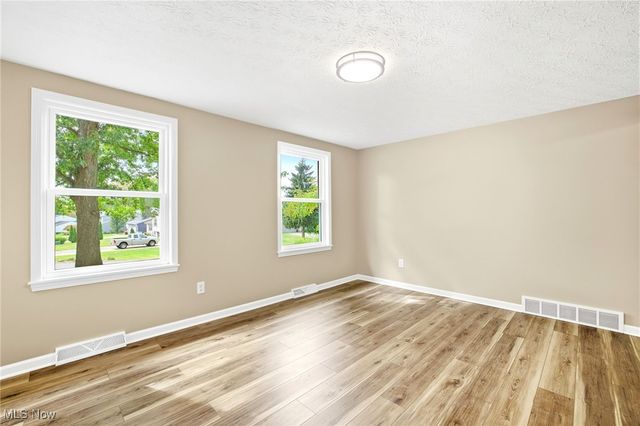 3460 Spindle Street NW, Massillon, OH 44646