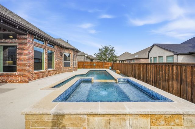 1104 Cordova Street, Mansfield, TX 76063