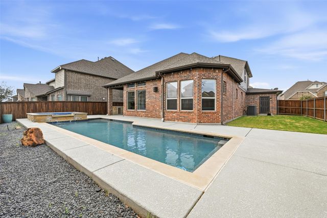 1104 Cordova Street, Mansfield, TX 76063