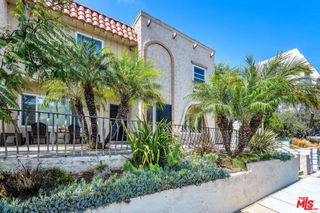 8025 Redlands Street 15, Los Angeles, CA 90293
