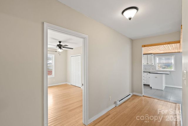 2 Worley Place, Asheville, NC 28806