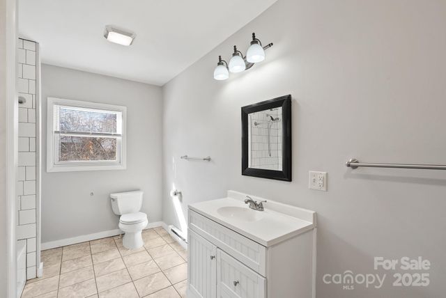 2 Worley Place, Asheville, NC 28806