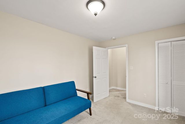 2 Worley Place, Asheville, NC 28806