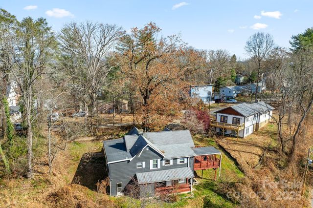 2 Worley Place, Asheville, NC 28806