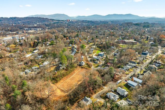 2 Worley Place, Asheville, NC 28806