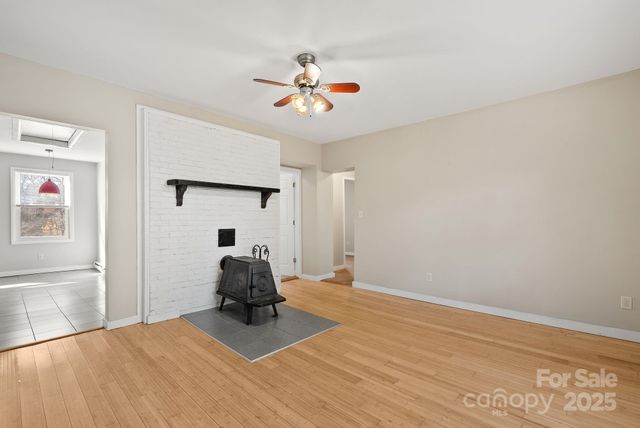 2 Worley Place, Asheville, NC 28806